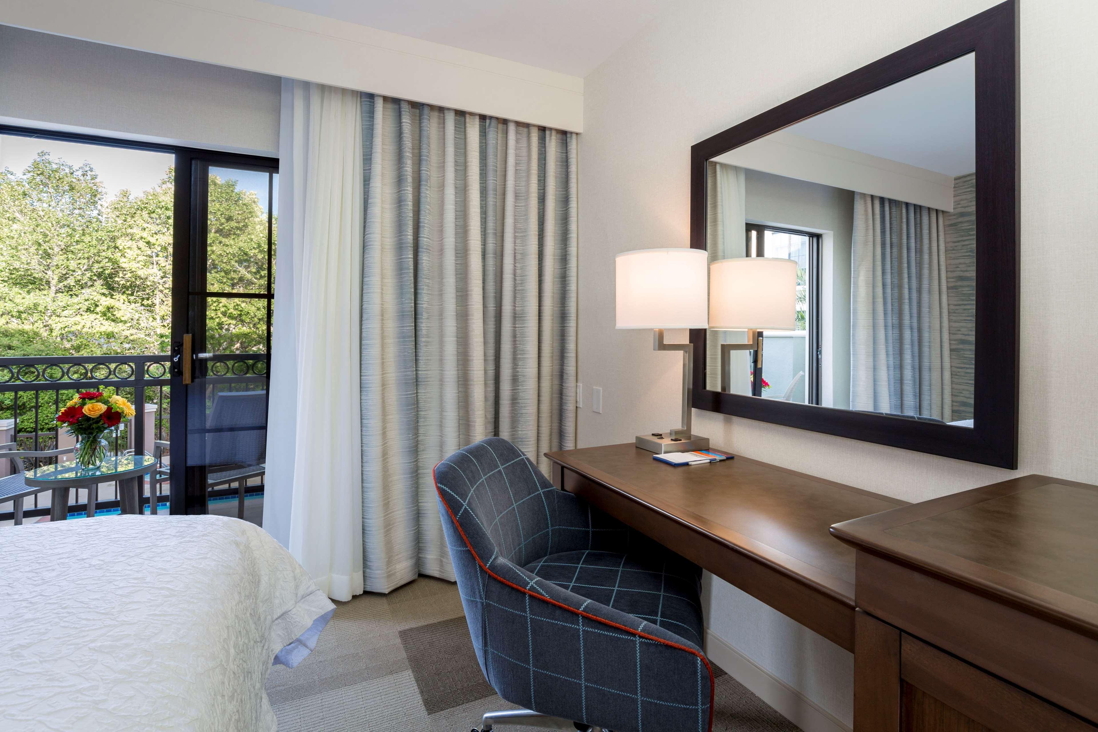 Hampton Inn Santa Barbara/Goleta Exteriör bild