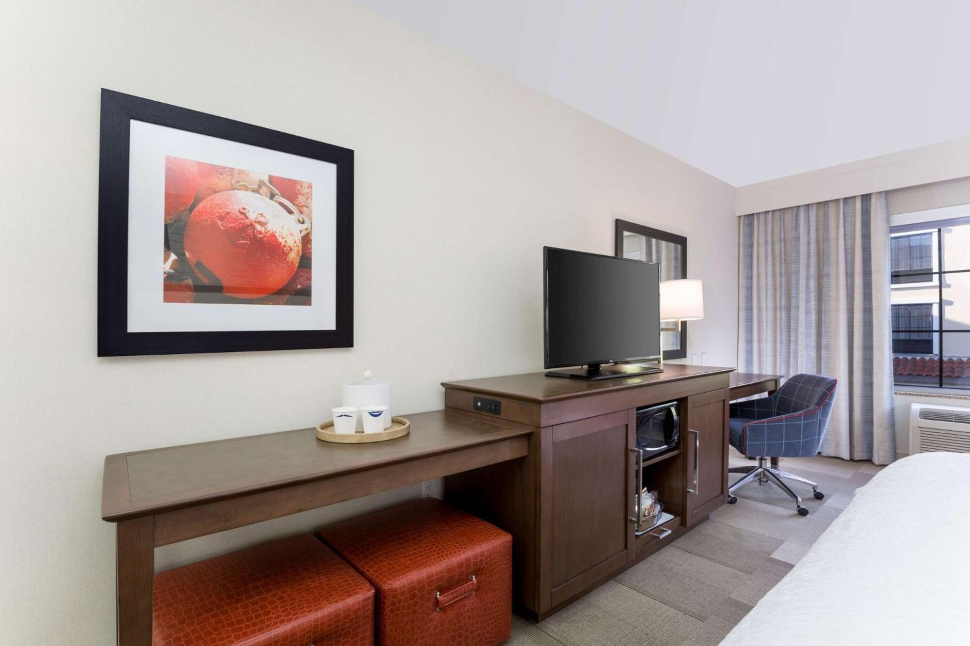 Hampton Inn Santa Barbara/Goleta Exteriör bild