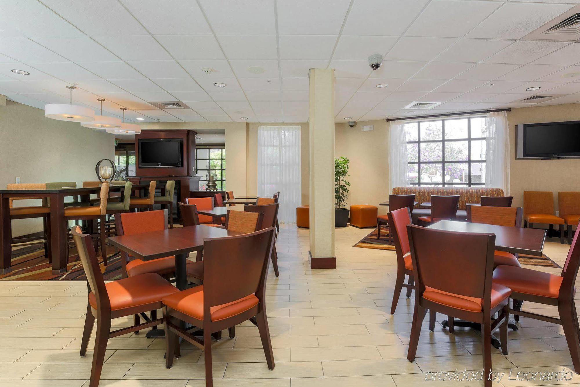 Hampton Inn Santa Barbara/Goleta Exteriör bild