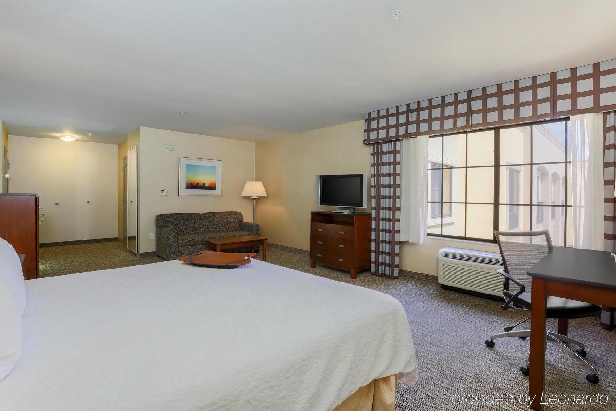 Hampton Inn Santa Barbara/Goleta Exteriör bild
