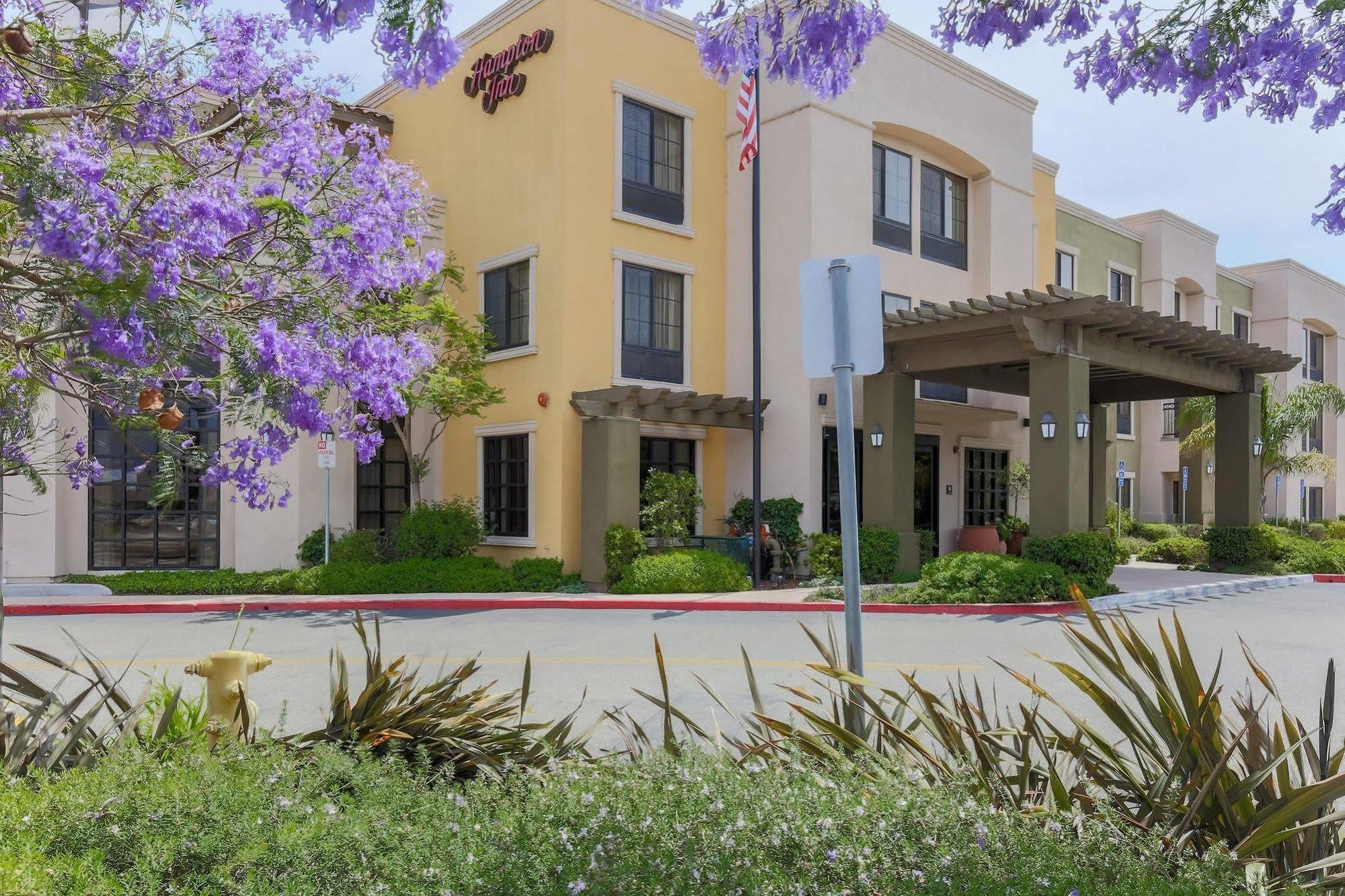 Hampton Inn Santa Barbara/Goleta Exteriör bild